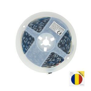 PNI 5050RGB LED-remspaket 300 LED-lampor, RGB, dimbar, ljusvisas, 5 meter, IP20 och sticky pad-flagga ingår