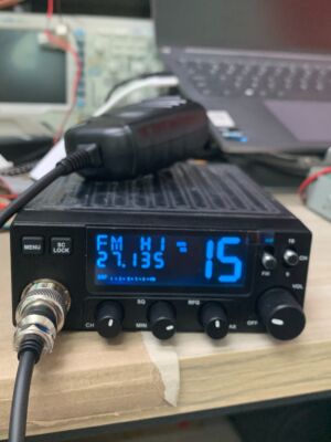 CB-radiostationen PNI Escort HP 15